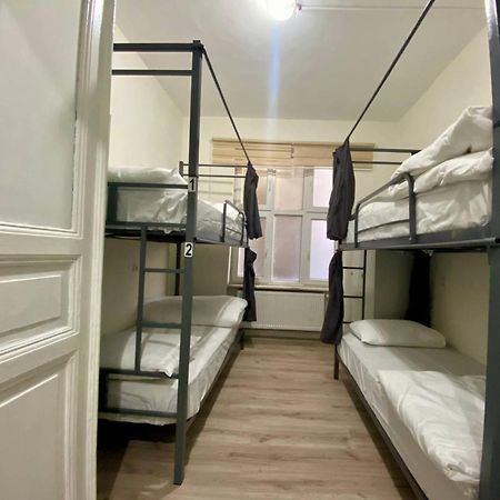 Nostalgia Time Hostel Istanboel Buitenkant foto